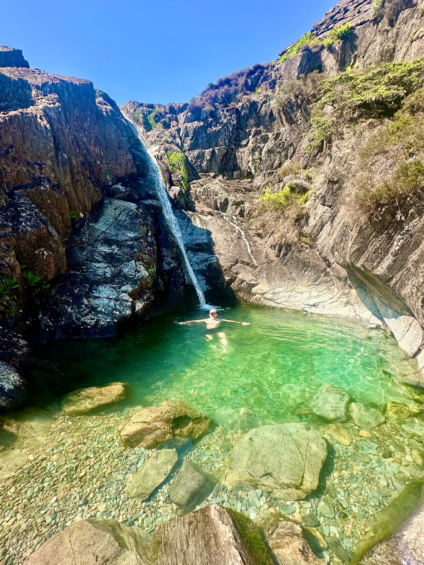 Top 10 Wild Swimming Locations: Lake District - eBook guide